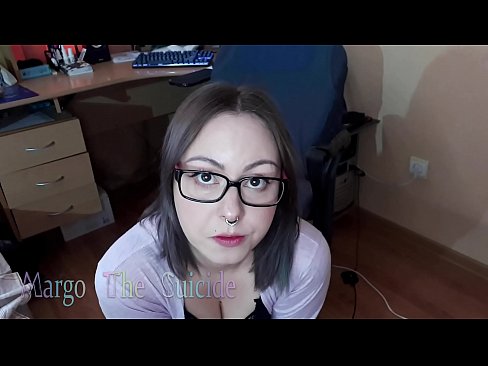 ❤️ دختر سکسی با عینک، دیلدو را عمیقاً در دوربین می مکد ❤️ پورنو vk در پورنو fa.sexeey.ru ☑